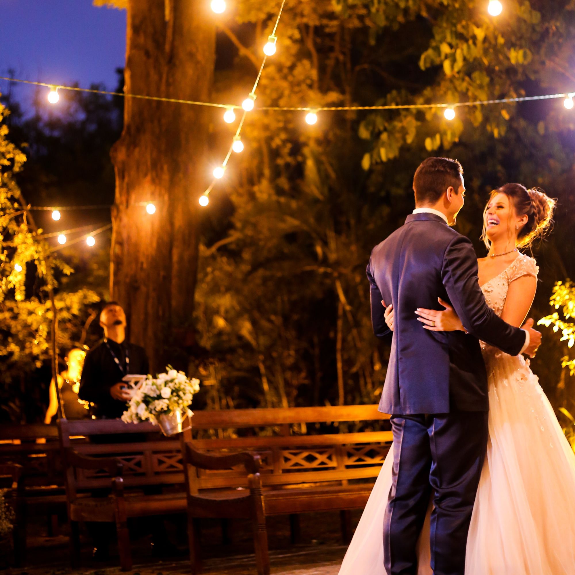 Comment décorer son mariage avec des guirlandes guinguette ?